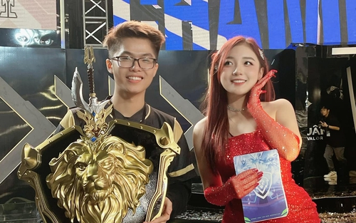MC quốc dân xúc động khi chứng kiến hành trình trưởng thành của Lai Bâng, "fan girl" chân chính là đây!