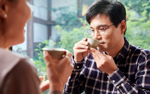 Vô tình gặp lại người yêu cũ mà tôi xót thương cho cô ấy