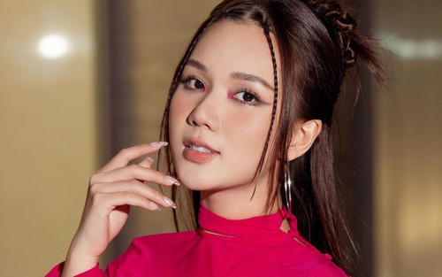 Gia đình mình vui bất thình lình: “Trà xanh” tự nhận ngoại hình không thể thắng “chính thất”
