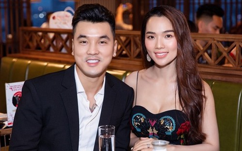 Ưng Hoàng Phúc tuổi 42: Cuộc sống viên mãn, hạnh phúc bên người phụ nữ từng qua "một lần đò"