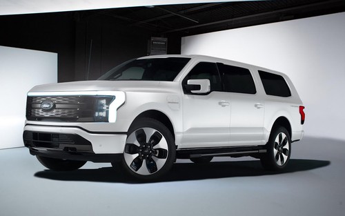 Ford làm SUV điện cỡ lớn ngang tầm VinFast VF 9 nhưng khách hàng phải mòn mỏi chờ đến 2026 mới có thể mua