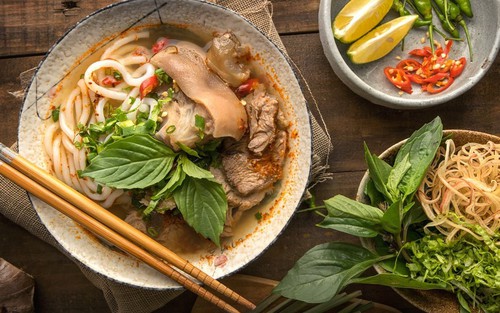 Nên ăn trước hay sau khi tập thể dục buổi sáng? Chuyên gia giải đáp, chỉ ra 1 điều cần lưu ý