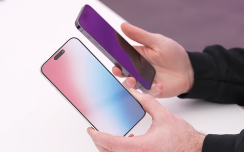 iPhone 15 Ultra đẹp mê đắm trong video thực tế đầu tiên: Màn hình mỏng nhất thế giới, cổng sạc và nút bấm có nâng cấp mang tính lịch sử!