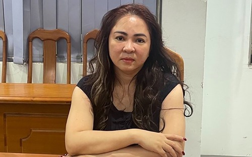 Tòa án trả hồ sơ vụ án Nguyễn Phương Hằng và 4 đồng phạm để điều tra bổ sung