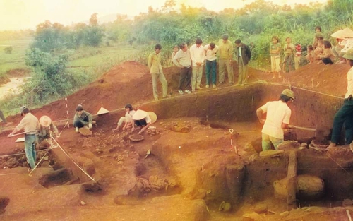 Đêm đêm rì rầm trong tiếng đất: Nhận chân 'người Đông Sơn' qua các dữ liệu khảo cổ học