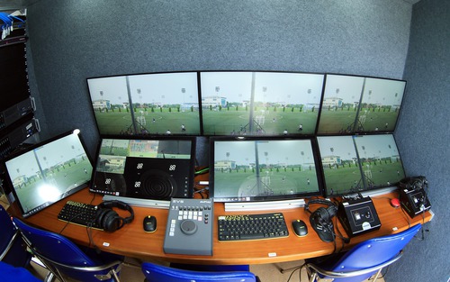 VPF tăng tốc đào tạo VAR cho trọng tài V-League