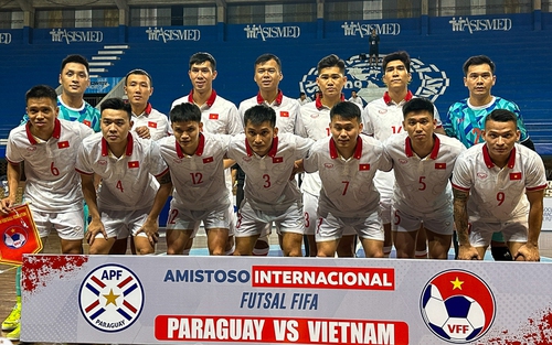 Futsal Việt Nam chưa thể đánh bại 'gã khổng lồ' Paraguay