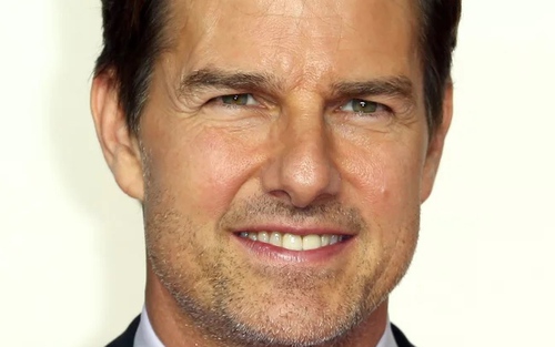 Tom Cruise: Vinh quang không che lấp được những năm khốn khó