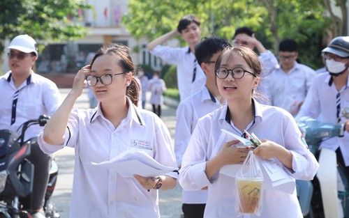 Chào tuần mới: Điểm thi và trường đại học