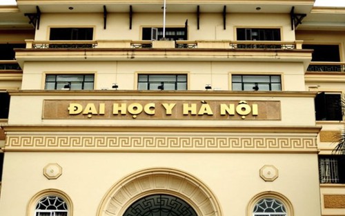 Điểm sàn xét tuyển Đại học Y Hà Nội cao nhất 23.5 điểm
