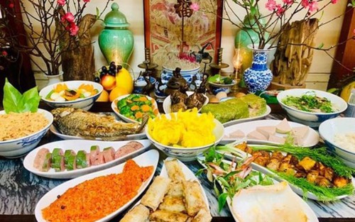 Chữ và nghĩa: Trách người bỏ giỗ…