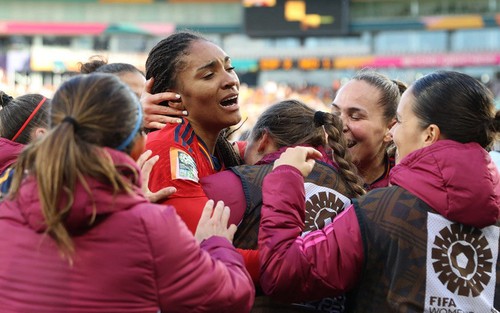 Kép phụ lên tiếng, ĐT nữ Tây Ban Nha biến Hà Lan thành cựu á quân World Cup