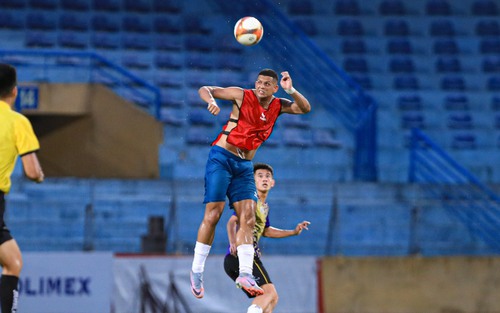 Lucao đầu quân cho CLB Hải Phòng, Quế Ngọc Hải sắp quay lại Hà Nội lần thứ 2