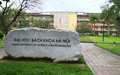Hai thí sinh thủ khoa tổ hợp A00 không trúng tuyển nguyện vọng 1