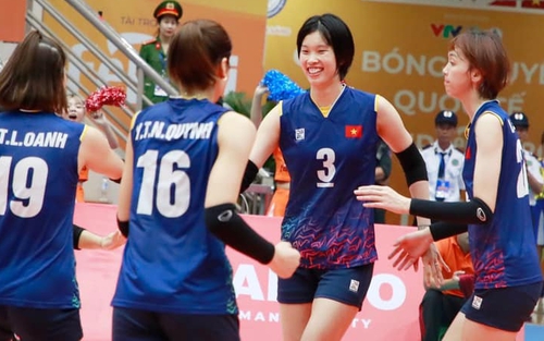 Bích Thủy, Tú Linh tỏa sáng, ĐT Việt Nam 1 và 2 nối dài mạch thắng ở giải bóng chuyền quốc tế VTV Cup