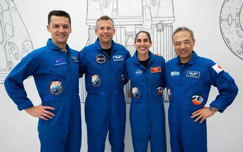 NASA, SpaceX thay đổi lịch đưa phi hành đoàn thứ 7 lên ISS