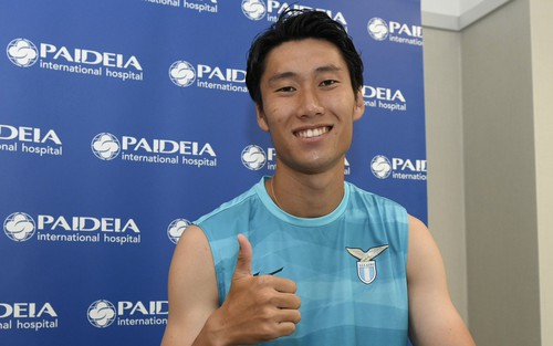 Lazio mua sắm dồn dập để xoa dịu Sarri