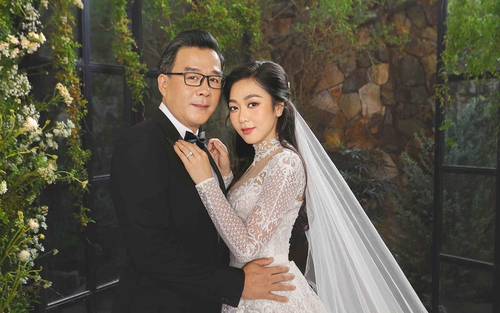 Những 'pha' ngôn tình giữa Hà Thanh Xuân và 'Vua cá koi' trước khi chia tay