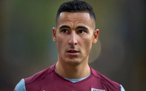 Fan MU 'cạn lời' vì Ten Hag định chiêu mộ cầu thủ bị Aston Villa đào thải