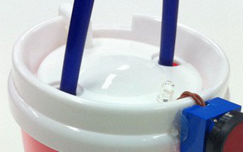 Giải Ig Nobel trao cho nghiên cứu về ảnh hưởng của ống hút điện