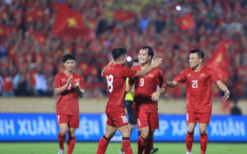 Văn Toàn thực hiện tham vọng vô địch V-League với Nam Định