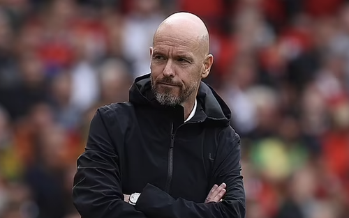Tin bóng đá MU 18/9: Ten Hag thừa nhận áp lực ở MU, Bayern muốn chiêu mộ McTominay