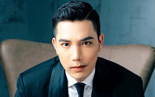 Shark Minh Beta 'văn võ song toàn': Học chuyên toán lại sáng tác cả hit 'Việt Nam ơi'