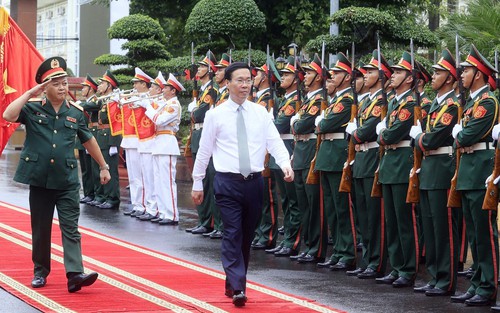 Chủ tịch nước Võ Văn Thưởng thăm Binh đoàn 15