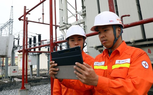 Bộ Công Thương: Thu hồi lỗ của EVN qua giá điện là đúng luật