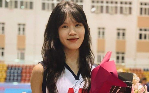Sao bóng chuyền nữ Việt Nam 16 tuổi cao 1m83, gây bất ngờ lớn cho người hâm mộ với thành tích đặc biệt khó tin