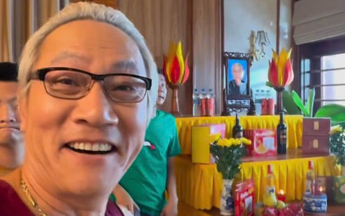 'Ông trùm' Hoàng Hải và phản ứng khi nhìn thấy ảnh trên... bàn thờ phim 'Độc đạo'