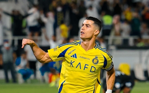 Ngôi sao Tây Á đánh bại Ronaldo và Son Heung Min để giành giải thưởng Cầu thủ hay nhất châu Á