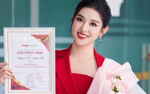Á hậu Huyền My giành giải thưởng cuộc thi viết về Hà Nội