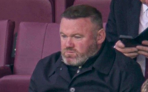 Vì sao Wayne Rooney phát phì?