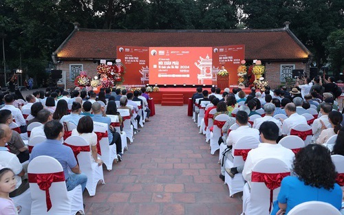 Trao Giải Bùi Xuân Phái - Vì tình yêu Hà Nội 2024: Góp thêm những mạch nguồn tình yêu Hà Nội