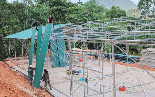 Khẩn trương tái thiết thôn Làng Nủ, ổn định đời sống người dân