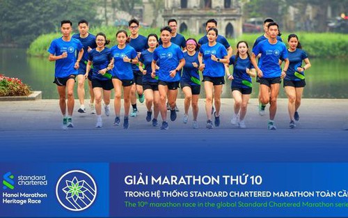 Chính thức khai mạc giải chạy Standard Chartered Marathon Di Sản Hà Nội 2024