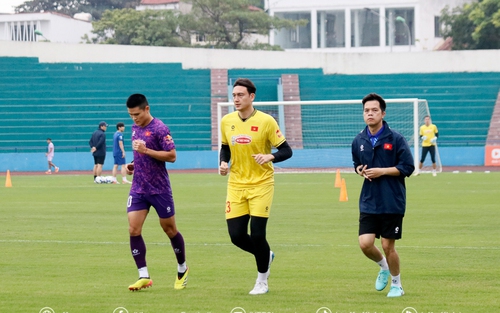Văn Lâm chấn thương, chia tay ASEAN Cup 2024 vô cùng đáng tiếc