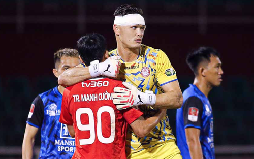 HLV Vũ Tiến Thành chọn Patrik  Lê Giang cho HAGL thay  vì Bùi Tiến Dũng