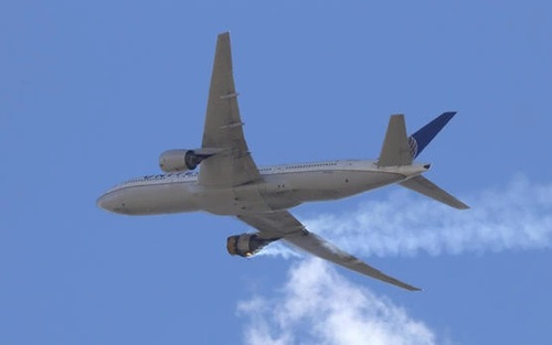 Máy bay Boeing 757 hạ cánh khẩn cấp do hỏng cánh