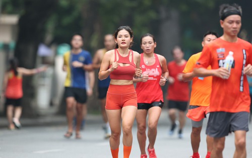 Chạy ra tiền và chuyện 'kinh tế thể thao'