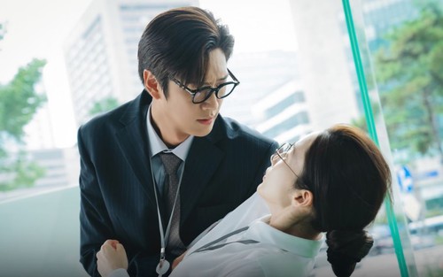 'Cô đi mà lấy chồng tôi' xếp hạng 'khủng', dàn diễn viên được thưởng kỳ nghỉ tới Việt Nam