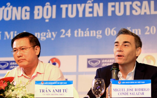 'Madam Pang' mời cựu HLV futsal Việt Nam dẫn dắt Thái Lan