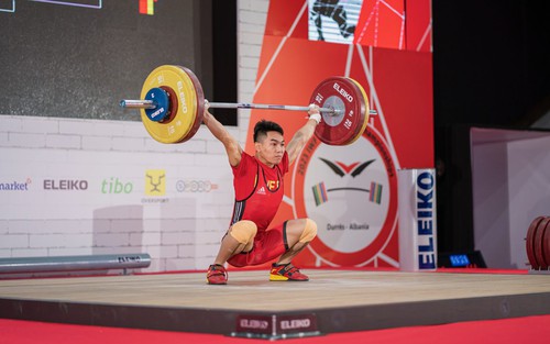 Lực sĩ K’Dương: Từ chàng trai buôn làng đến kỷ lục gia trẻ thế giới