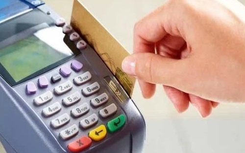 "Làn sóng" hủy thẻ tín dụng sau vụ nợ 8,5 triệu thành 8,8 tỷ đồng tại Eximbank