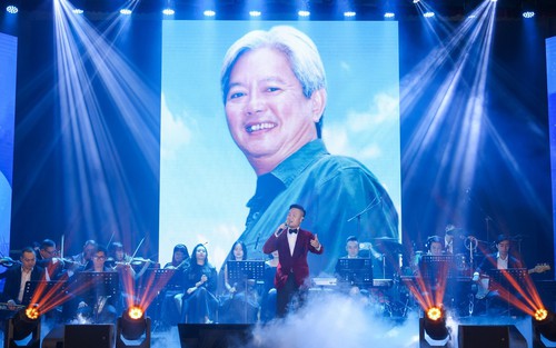 Xúc động ca khúc "Thầy tôi" tưởng nhớ cố PGS Tôn Thất Bách