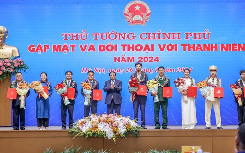 Thủ tướng Phạm Minh Chính đối thoại với thanh niên nhân kỷ niệm 93 năm Ngày thành lập Đoàn