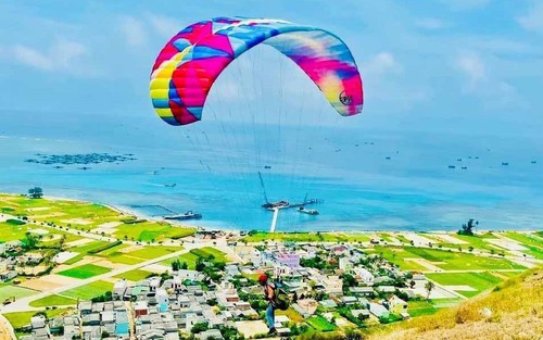 Nhiều sự kiện thể thao, du lịch hấp dẫn thu hút du khách đến đảo Lý Sơn