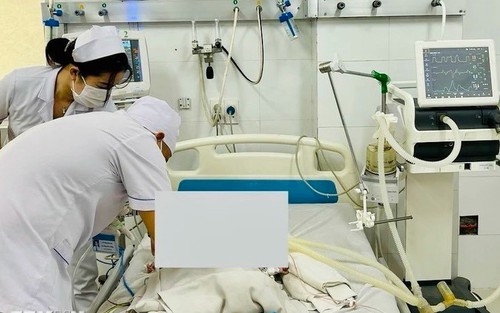 Vụ bé 2 tháng tuổi sốc phản vệ sau tiêm vaccine: Sẽ thanh tra, giám sát các cơ sở tiêm chủng ở Bình Dương