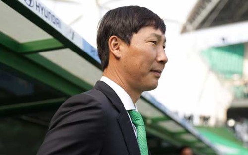VFF đàm phán hợp đồng với HLV Kim Sang Sik
